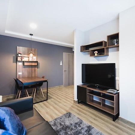 W2 Residence Бангкок Экстерьер фото