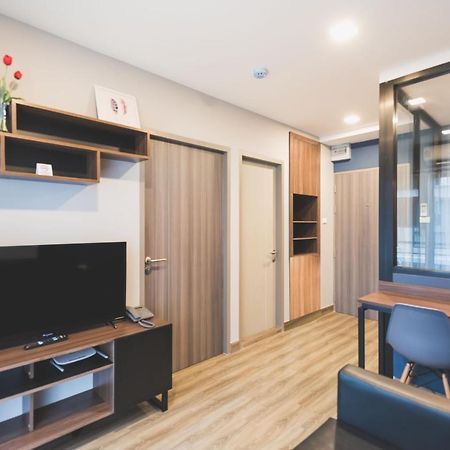 W2 Residence Бангкок Экстерьер фото