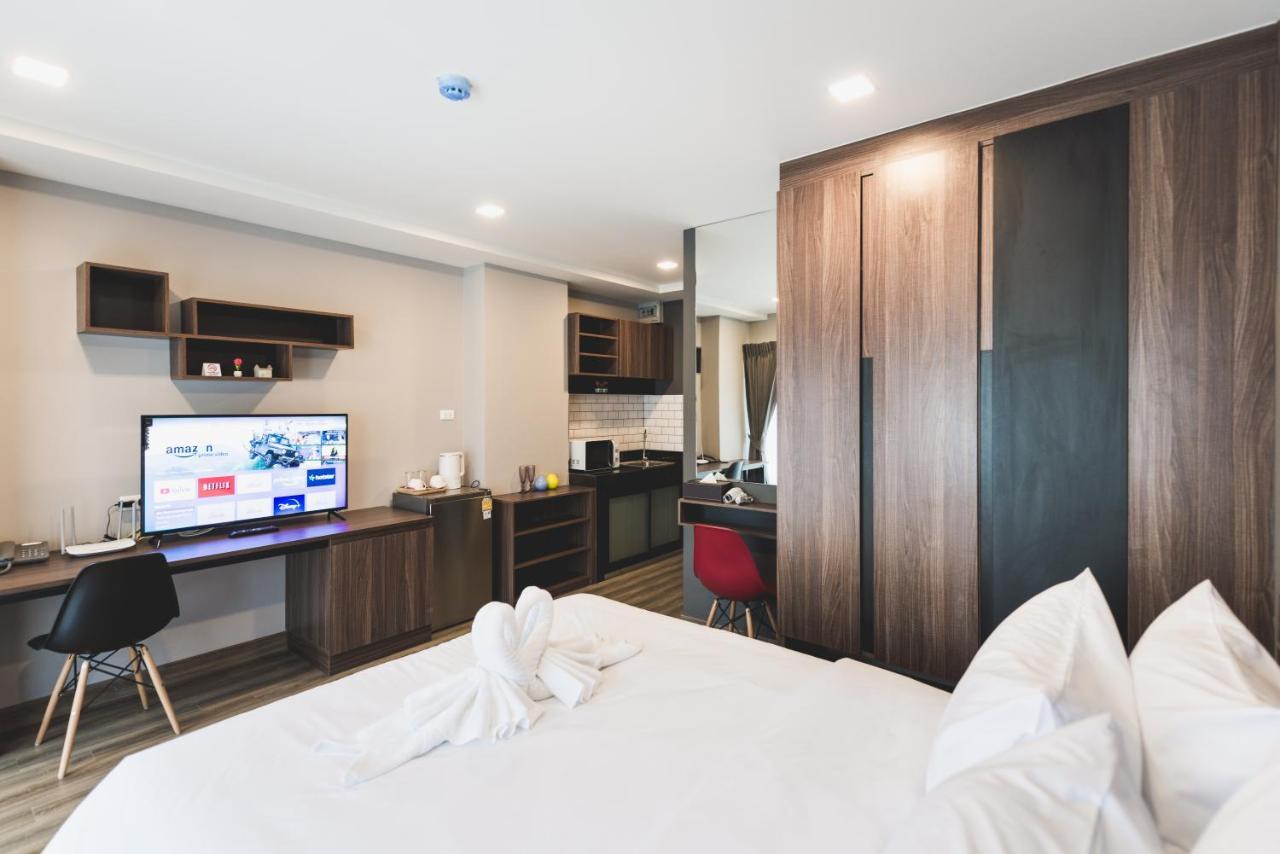 W2 Residence Бангкок Экстерьер фото
