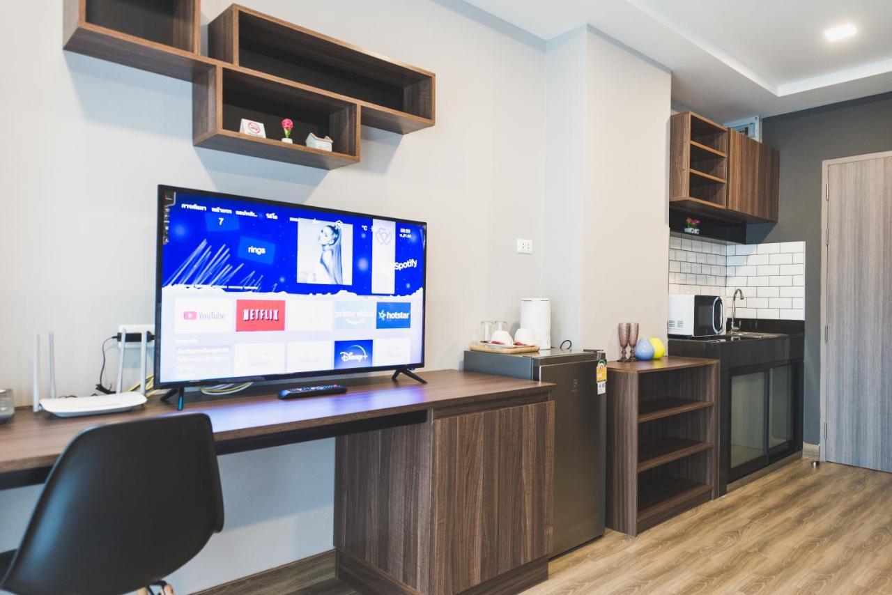 W2 Residence Бангкок Экстерьер фото