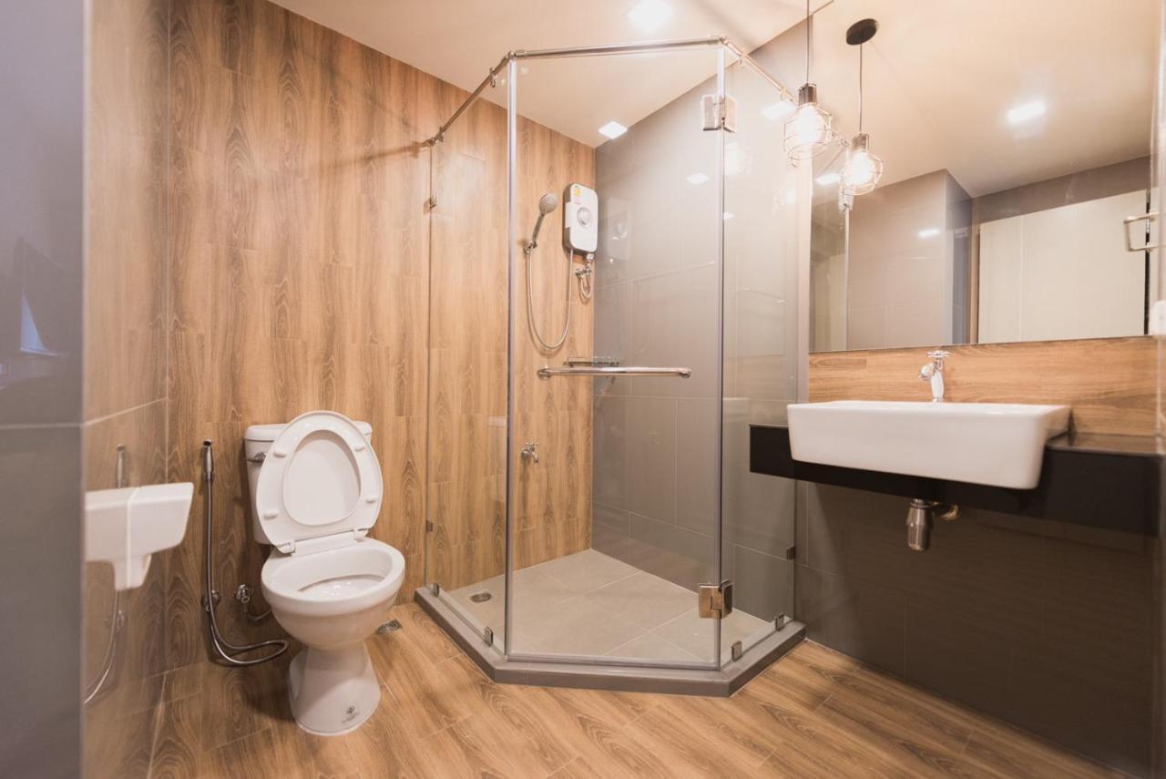W2 Residence Бангкок Экстерьер фото